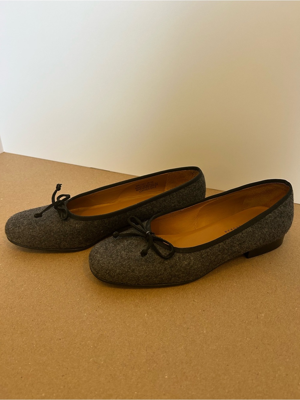 Lauren Ralph Lauren Charcoal Wool Ballet Flats with Bow Trim 6B